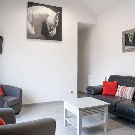 La Diligence - Jardin Parking Prive Damery (Somme)